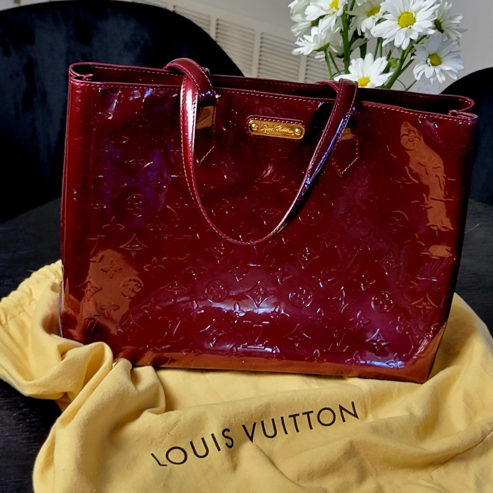 Louis Vuitton Wilshire MM Rouge